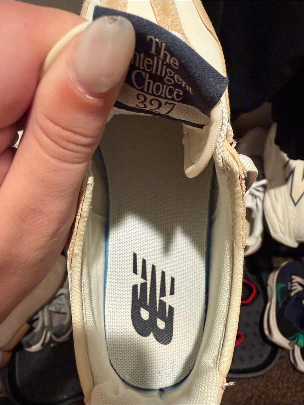 New Balance 327’s - Picture 6 of 8